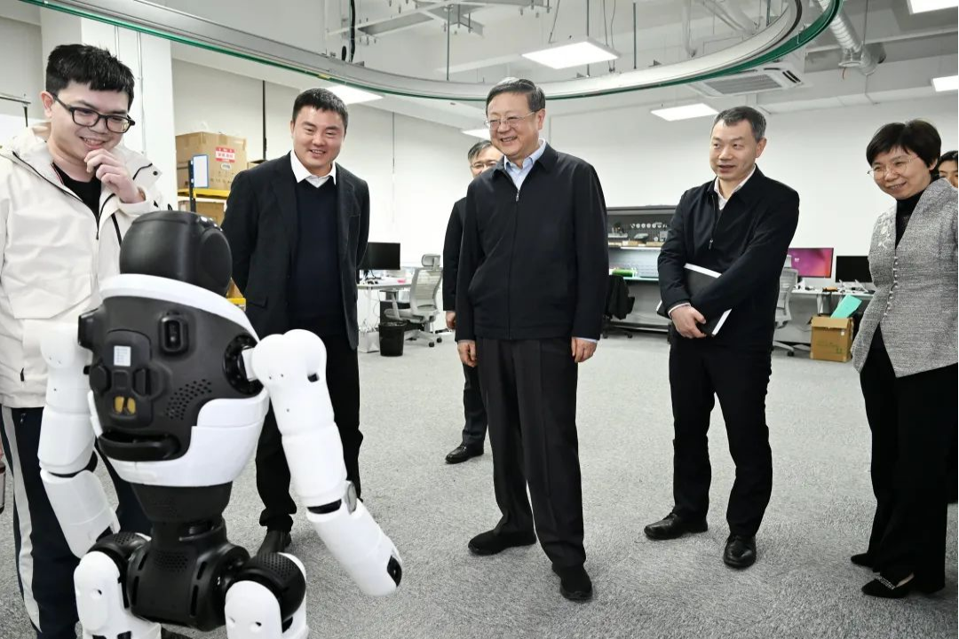 上海市委书记陈吉宁专题调研艾弗森ballbet机器人